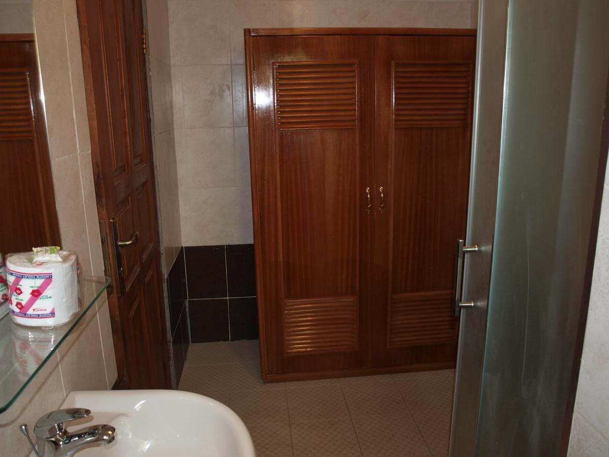 Apollo Hotel Lagos Luaran gambar
