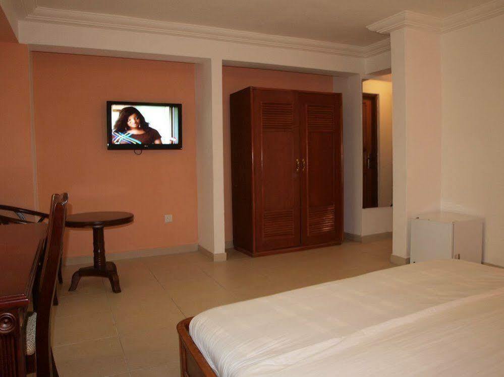 Apollo Hotel Lagos Luaran gambar
