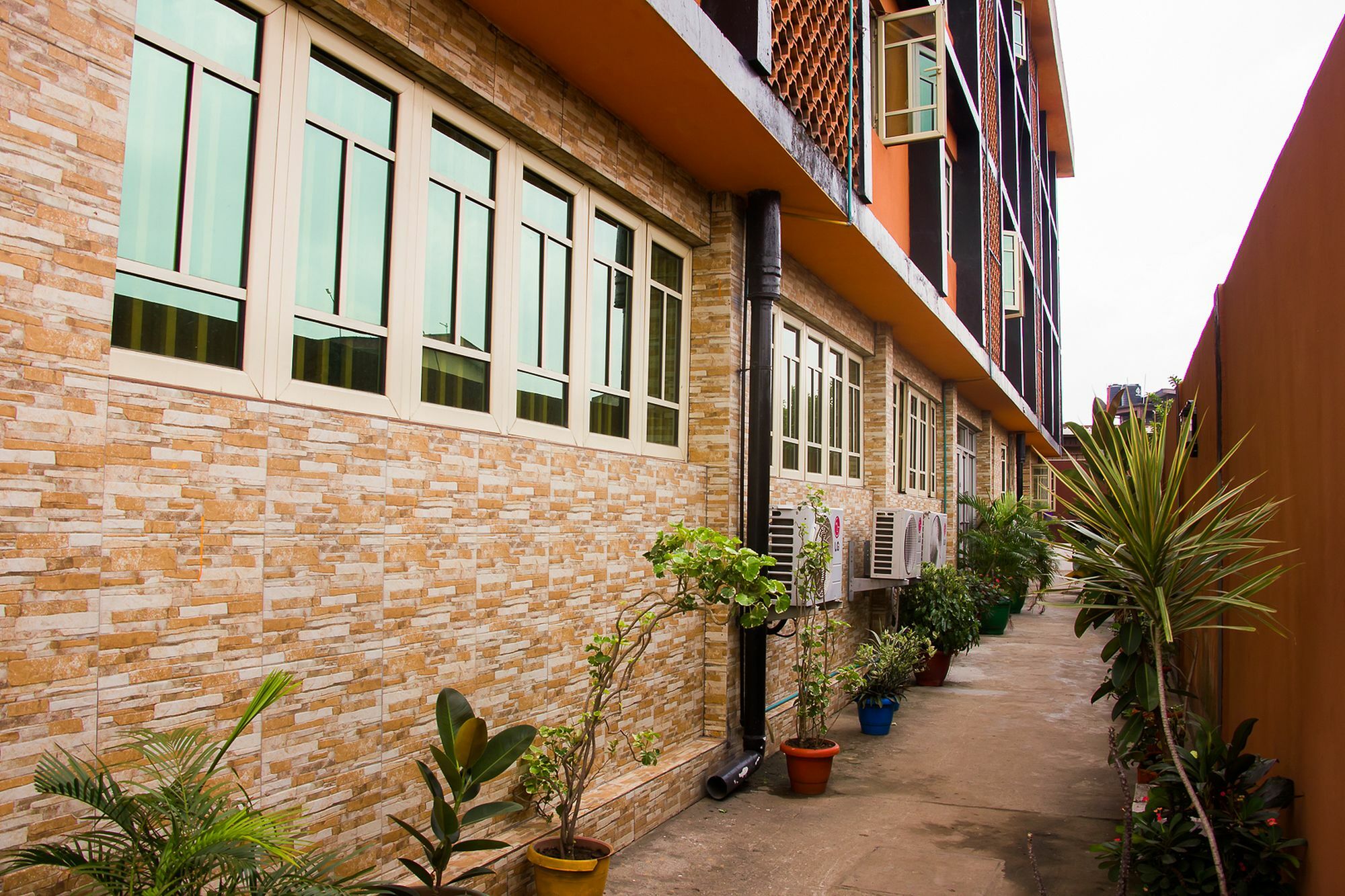 Apollo Hotel Lagos Luaran gambar